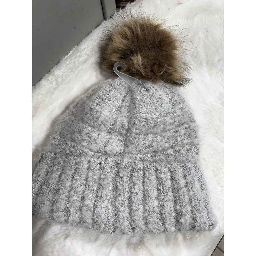 David and Young Gray  Beanie Hat - Picture 6 of 7